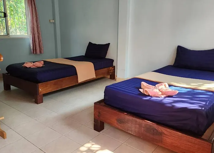 Sarin Guesthouse สาริน